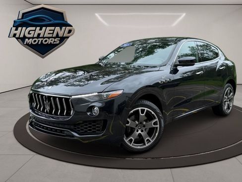 Used 2023 Maserati Levante GT AWD/4WD image 2