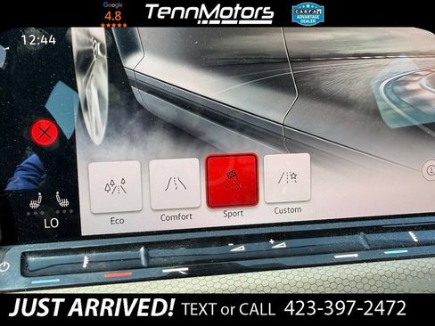 Used 2022 Volkswagen GTI SE FWD image 19