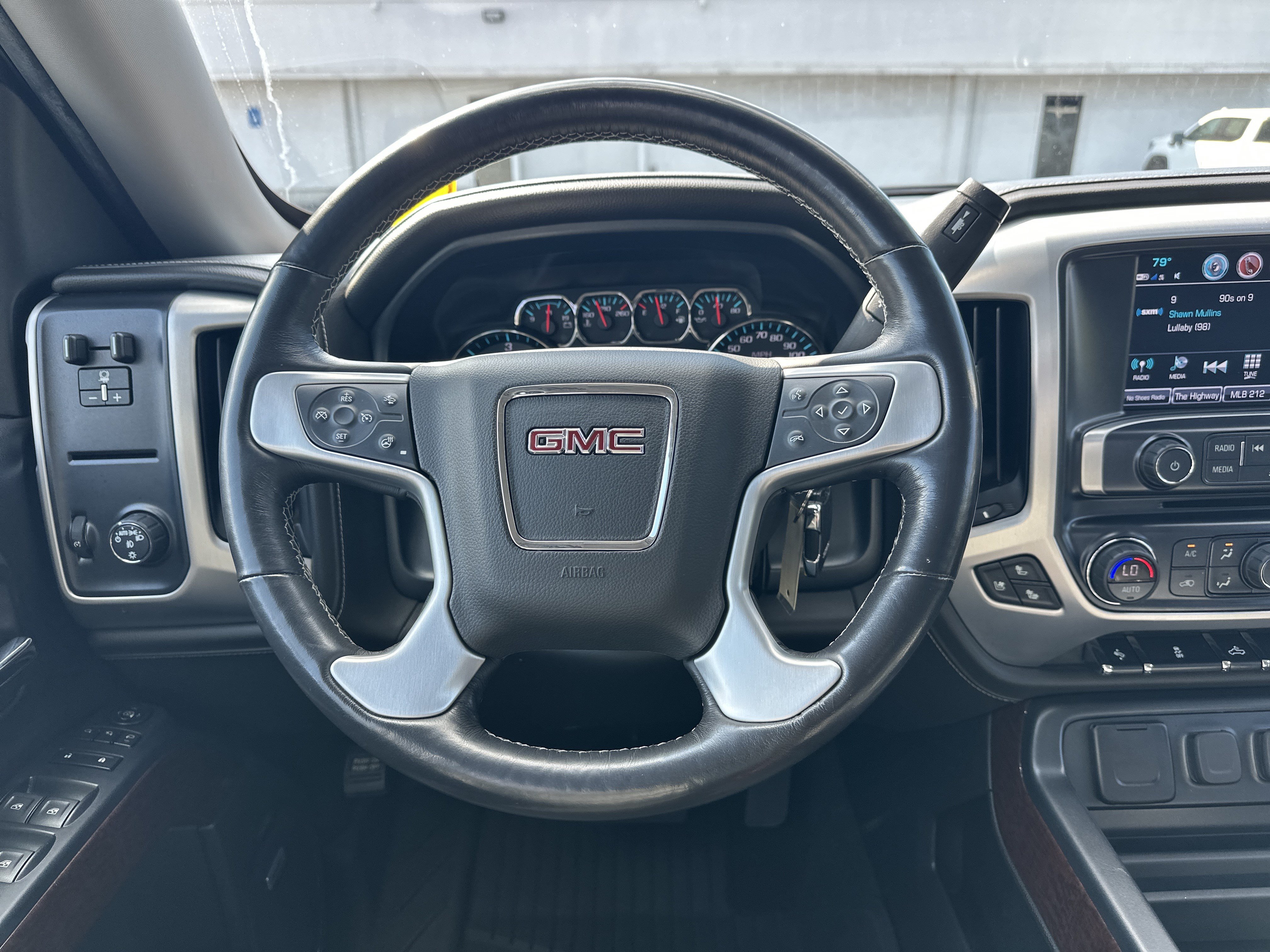 Used 2018 GMC Sierra 1500 SLT w/ Enhanced Driver Alert Package RWD image 17