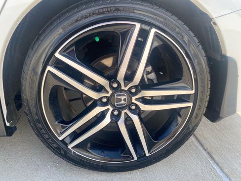 Used 2017 Honda Accord Sport image 26
