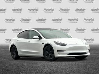 Used 2022 Tesla Model 3 Long Range video 2
