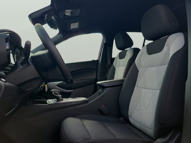 New 2026 Chevrolet Trax RS w/ Driver Confidence Package FWD image 20
