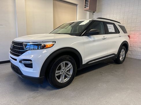 Certified 2023 Ford Explorer XLT w/ Equipment Group 202A image 2