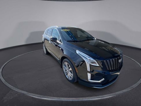 Certified 2020 Cadillac XT5 Premium Luxury image 2