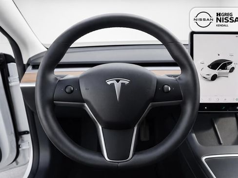 Used 2021 Tesla Model Y Long Range AWD/4WD image 8