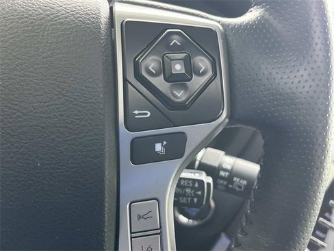 Used 2023 Toyota 4Runner Limited image 33