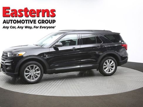 Used 2022 Ford Explorer XLT w/ Equipment Group 202A image 60