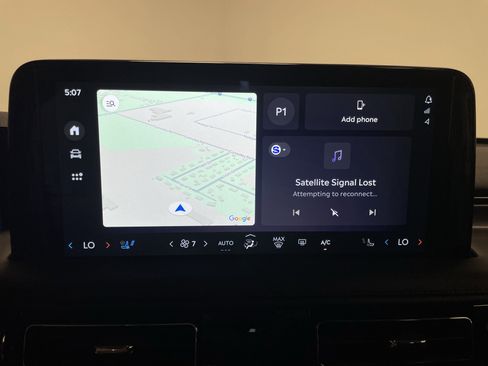 Used 2025 Lincoln Aviator AWD w/ Jet Appearance Package image 9