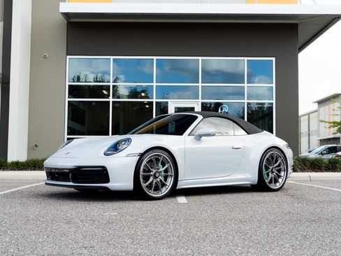 Used 2024 Porsche 911 Carrera image 7