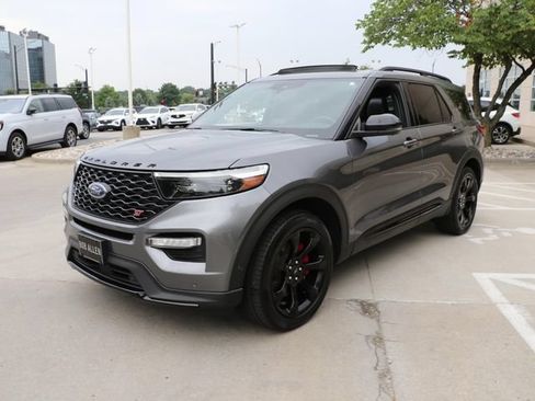 Used 2021 Ford Explorer ST w/ Equipment Group 401A AWD/4WD image 3