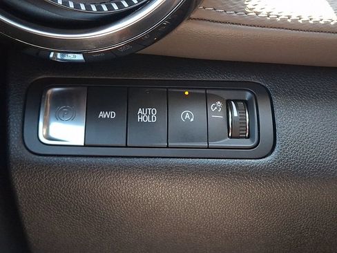 Used 2025 Chevrolet Equinox LT w/ Convenience Package II AWD/4WD image 25