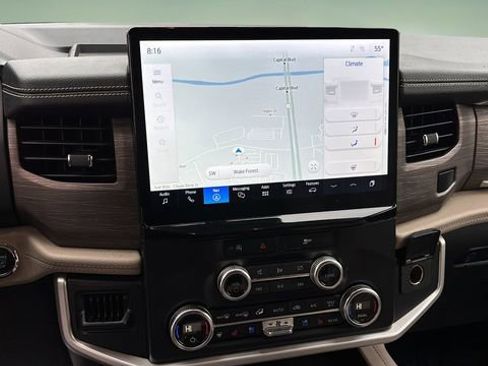 Used 2024 Ford Expedition Max Limited image 26