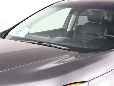 Used 2019 Ford Edge SEL w/ Equipment Group 201A image 12