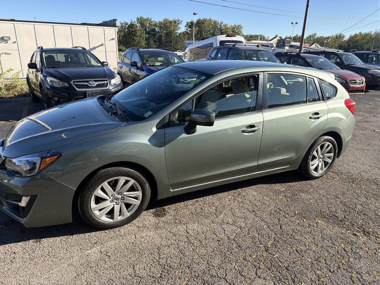 Used 2015 Subaru Impreza 2.0i Premium AWD/4WD image 2