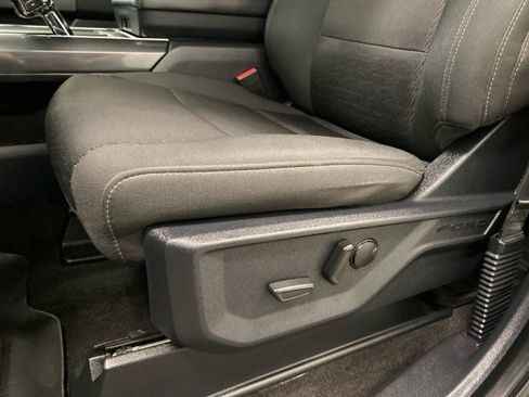 Certified 2022 Ford F150 XLT w/ Equipment Group 302A High image 17