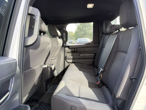 Used 2025 Toyota Tacoma SR5 AWD/4WD image 13