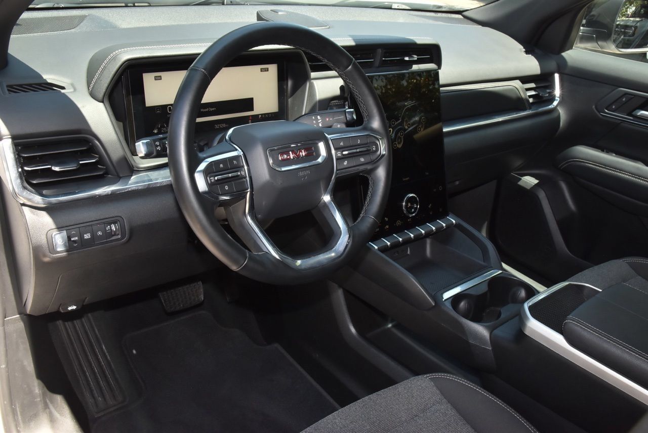 Used 2026 GMC Terrain Elevation FWD image 32