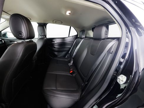 Used 2024 Buick Encore GX Sport Touring image 18