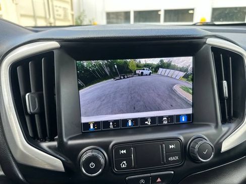 Used 2022 GMC Terrain SLT w/ Tech Package AWD/4WD image 28