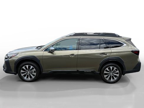 Used 2023 Subaru Outback Touring XT AWD/4WD image 2