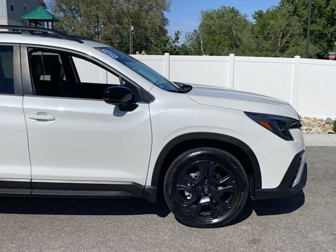 Certified 2025 Subaru Ascent Bronze Edition AWD/4WD image 8