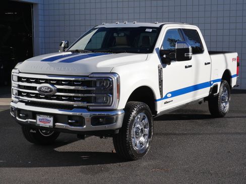 Used 2024 Ford F250 Lariat w/ Lariat Ultimate Package image 2