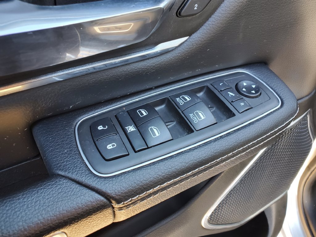 Used 2021 RAM 1500 Laramie AWD/4WD image 17