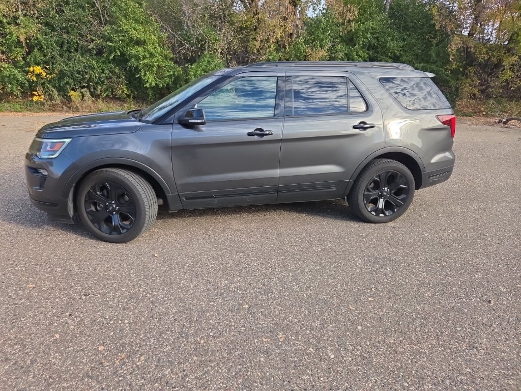 Used 2019 Ford Explorer Sport w/ Equipment Group 401A AWD/4WD image 4
