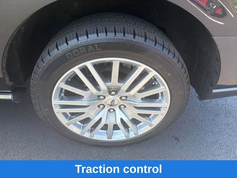 Used 2024 Ford Expedition Limited AWD/4WD image 31