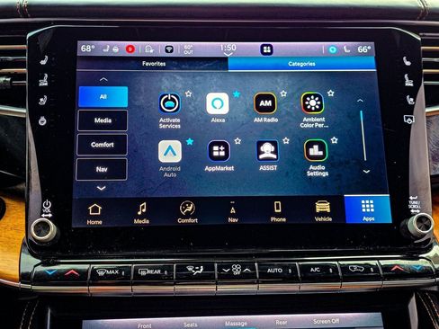 Used 2022 Jeep Grand Wagoneer Series III image 15