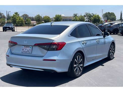 Used 2023 Honda Civic EX image 6