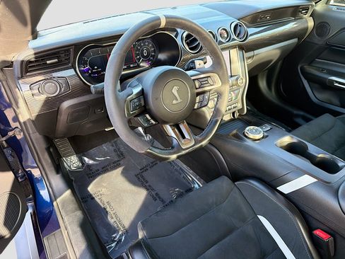 Used 2020 Ford Mustang Shelby GT500 w/ Carbon Fiber Track Pack RWD image 23