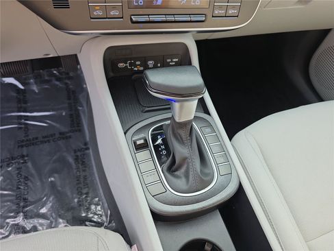 Used 2026 Hyundai Kona SEL Sport FWD image 27
