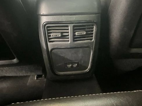 Used 2019 Chrysler 300 S RWD image 14
