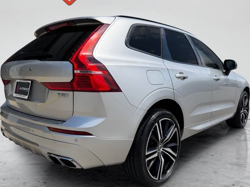 Used 2020 Volvo XC60 T5 R-Design FWD image 11