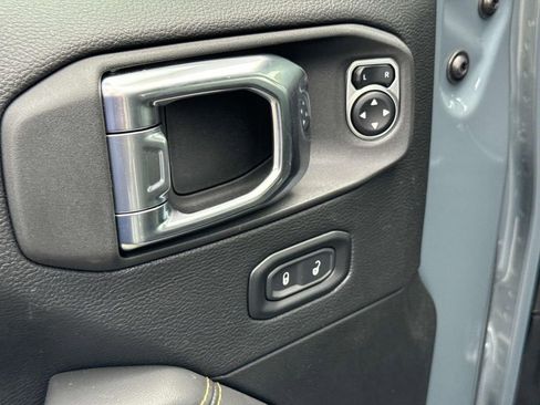 New 2025 Jeep Wrangler Unlimited Rubicon 392 image 24