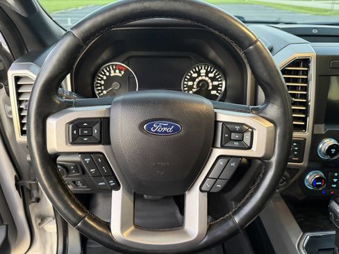 Used 2019 Ford F150 Platinum w/ Equipment Group 701A Luxury AWD/4WD image 35