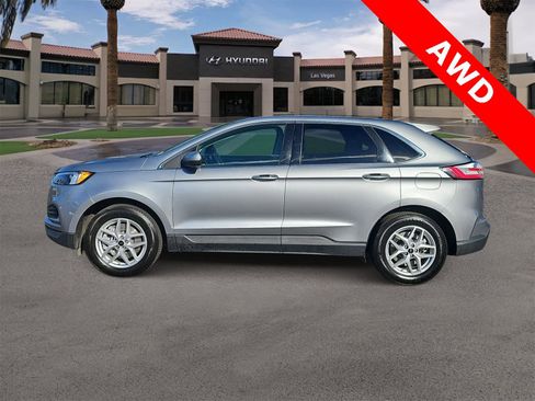 Used 2024 Ford Edge SEL image 5