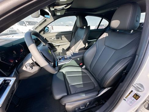 New 2025 BMW 330i Sedan w/ Premium Package image 20
