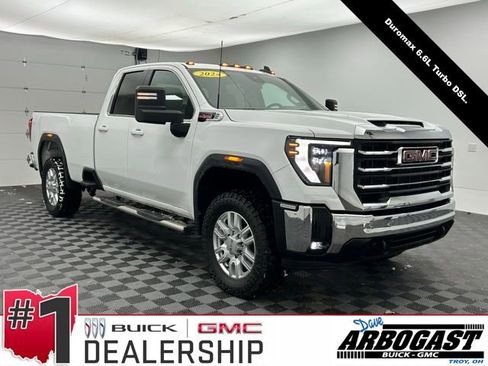 Used 2024 GMC Sierra 2500 SLE w/ SLE Convenience Package image 1