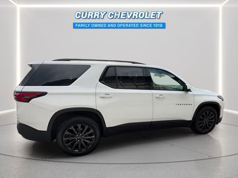 Used 2023 Chevrolet Traverse RS AWD/4WD image 14