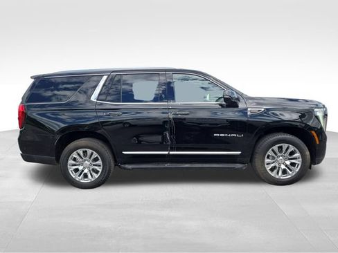 Used 2026 GMC Yukon Denali w/ Advanced Technology Package AWD/4WD image 13