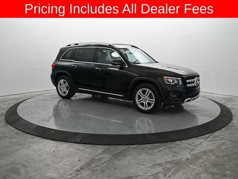 Used 2022 Mercedes-Benz GLB 250 image 4