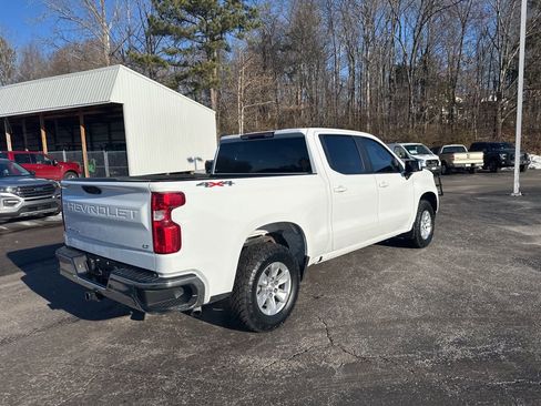 Used 2023 Chevrolet Silverado 1500 LT w/ Work Truck Package image 3