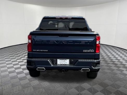 Used 2020 Chevrolet Silverado 1500 High Country w/ Technology Package AWD/4WD image 5