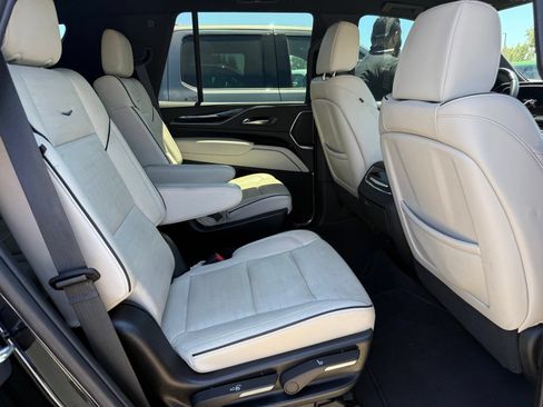 Used 2023 Cadillac Escalade Sport w/ LPO, ONYX Package AWD/4WD image 10