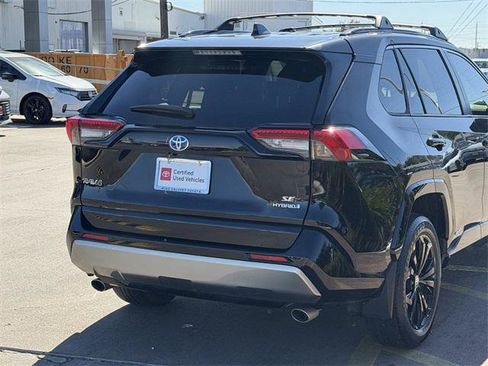 Certified 2023 Toyota RAV4 SE image 7