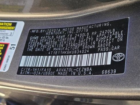 Used 2019 Toyota Camry LE image 23