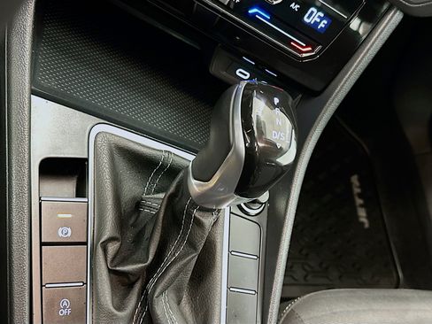 Used 2025 Volkswagen Jetta S image 24