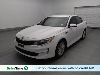 Used 2018 Kia Optima LX w/ 17" Alloy Wheels Package